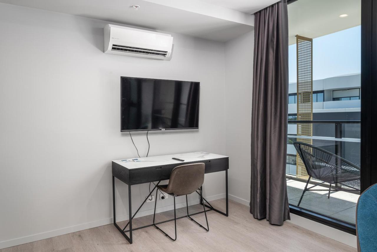 Oros Hotel And Apartments Окли Экстерьер фото